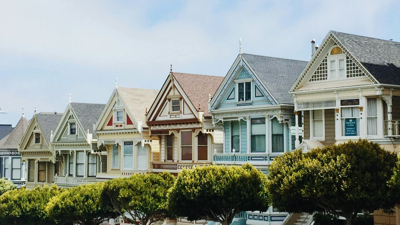 Blog 10 Outdoor Hacks for Home Sellers