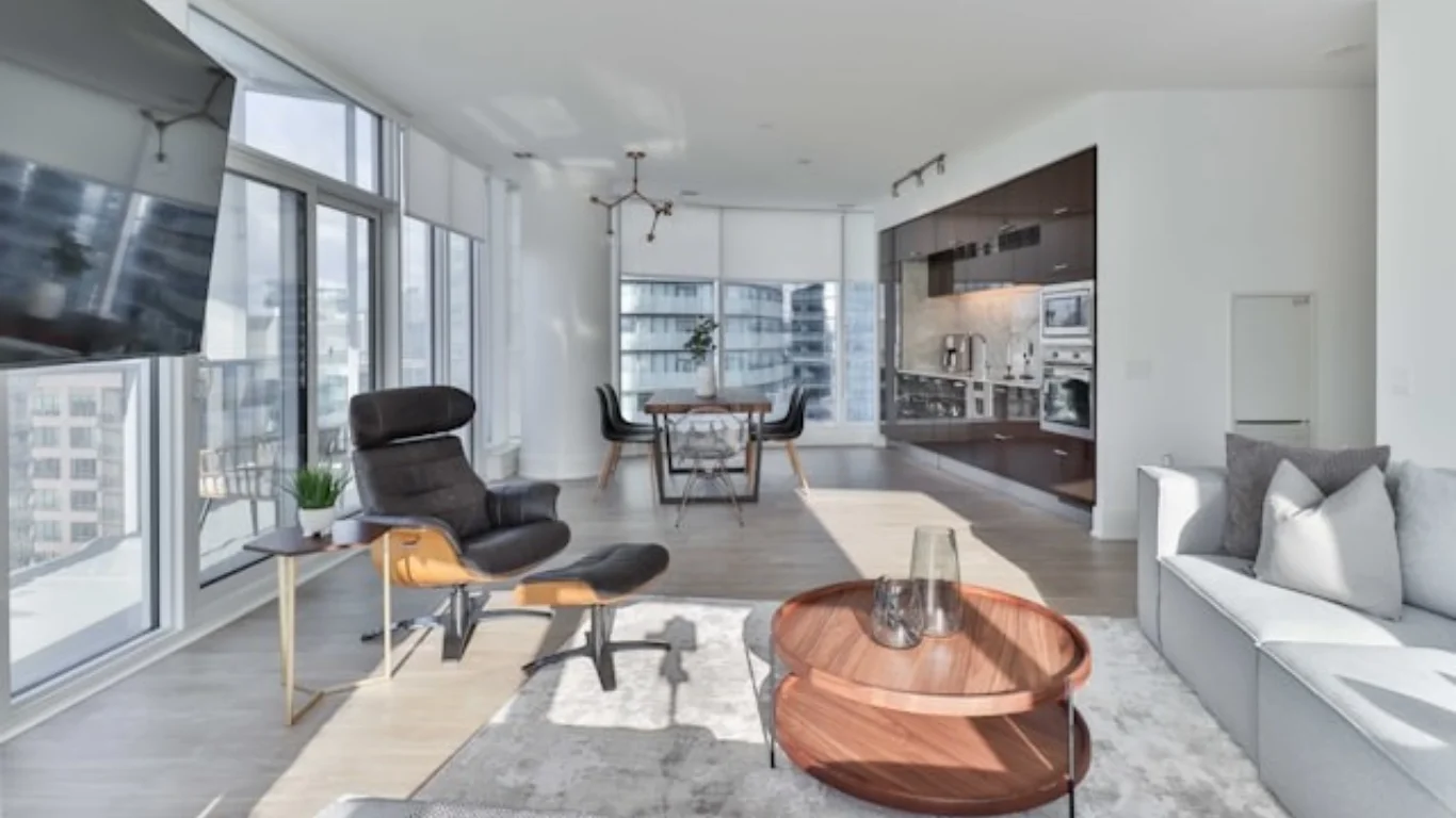 High-End Luxury Living