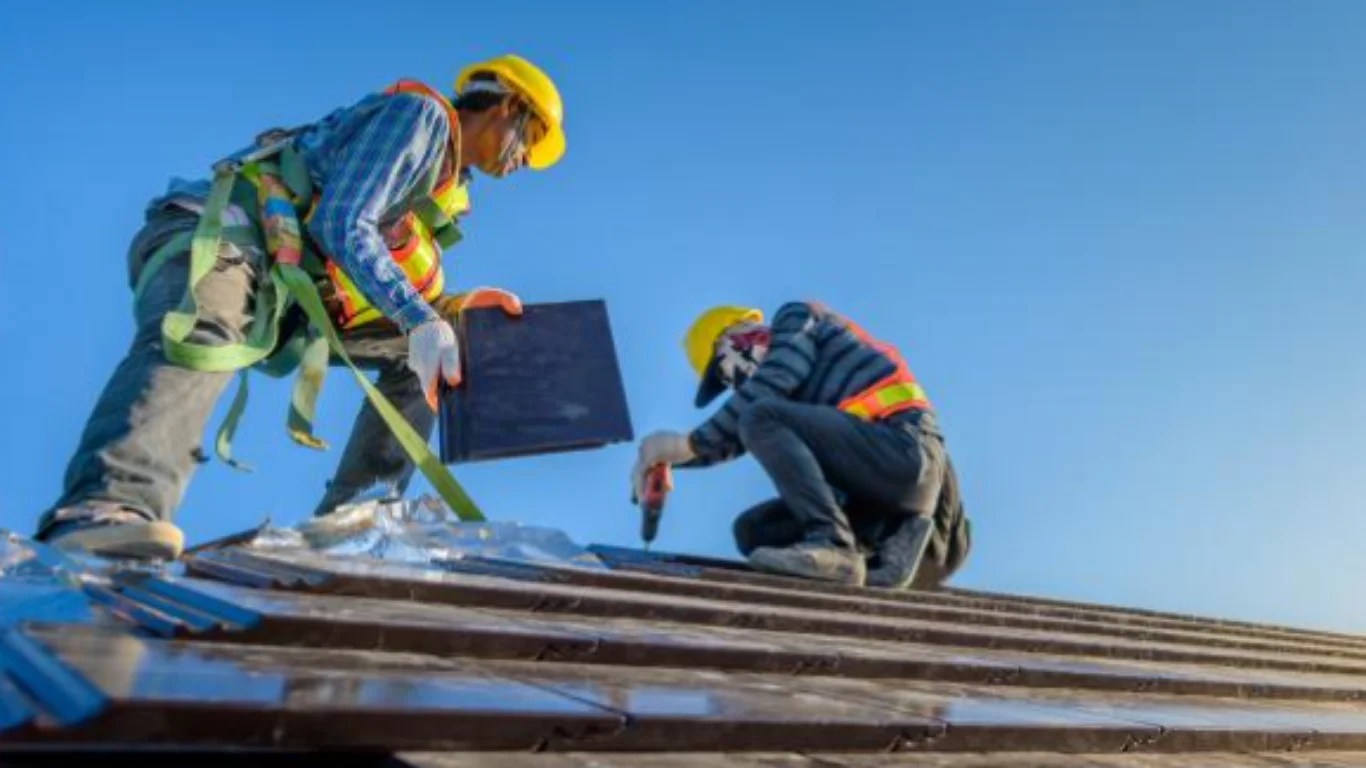 Blog 11 repair or replace old siding
