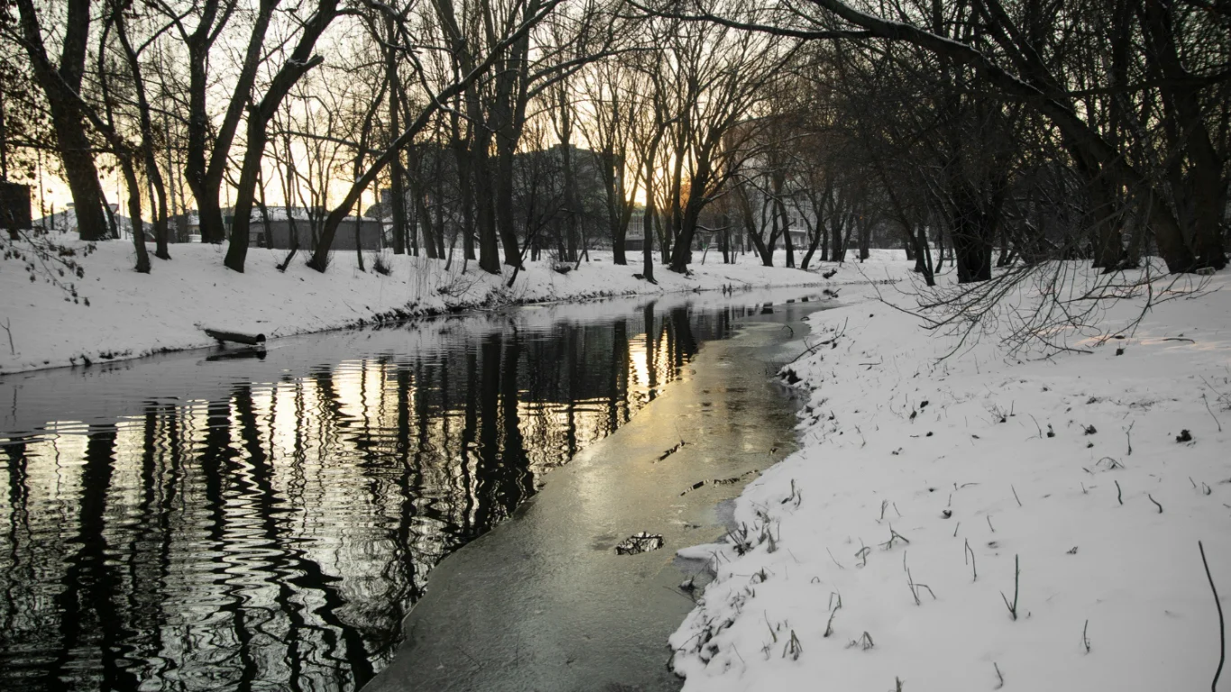 Seasonal Weather Affects Sewer Lines